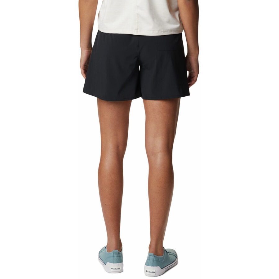BOUNDLESS BEAUTY SHORT