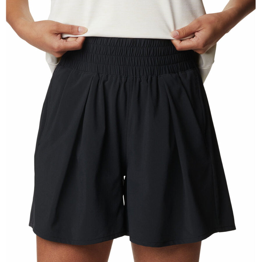 BOUNDLESS BEAUTY SHORT