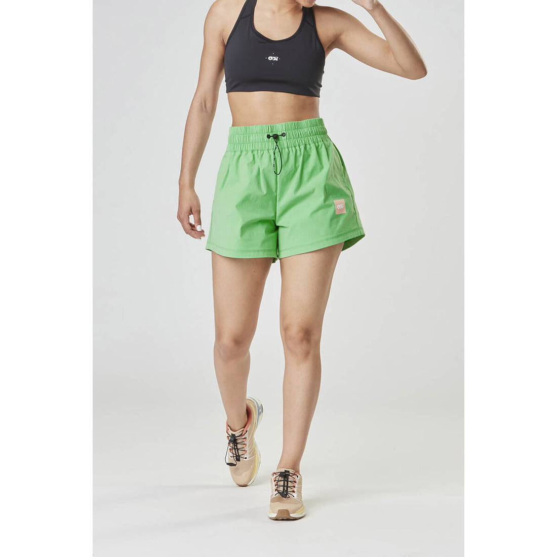 מכנסיים קצרים לנשים Oslon Tech Shorts