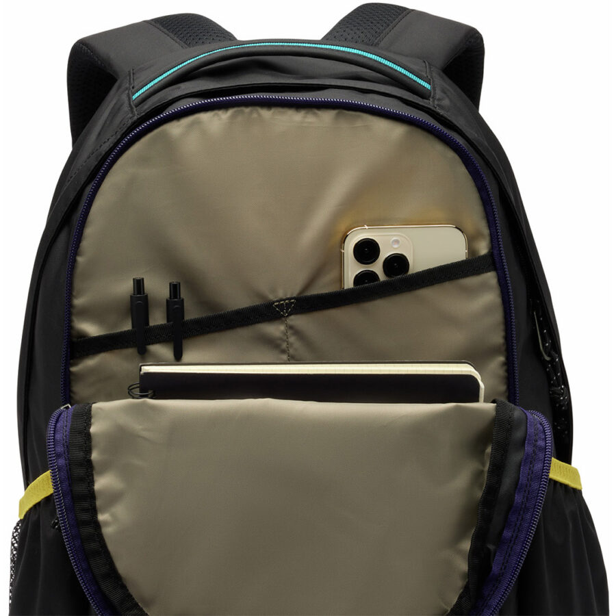 MANRESA 30L BACKPACK