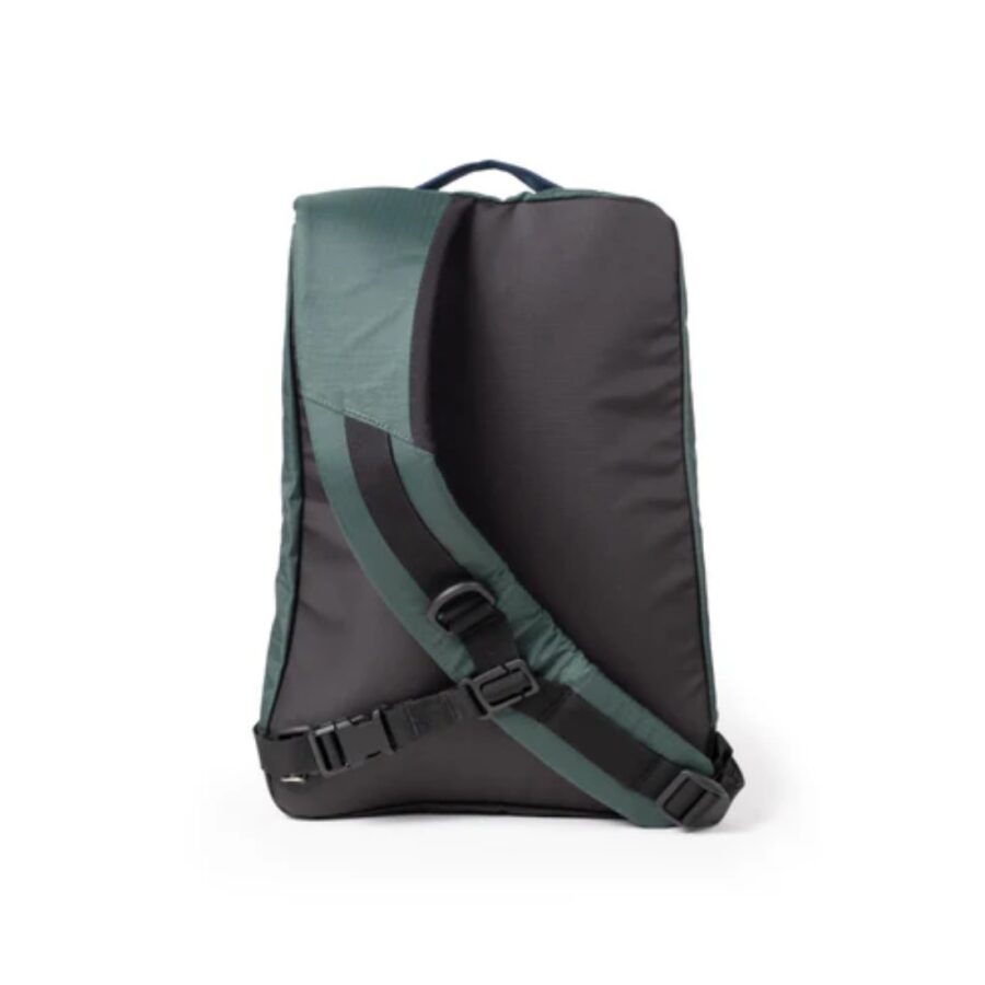 MOUNTAIN SLING BAG