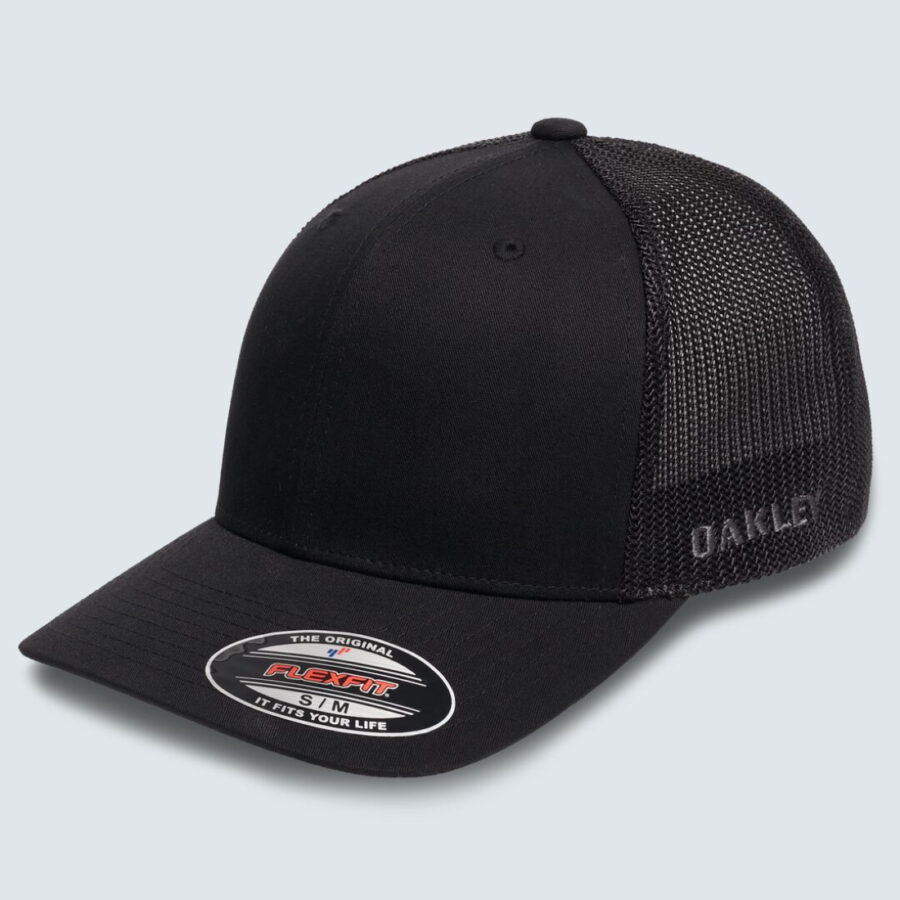 GOLF CRESTING TRUCKER
