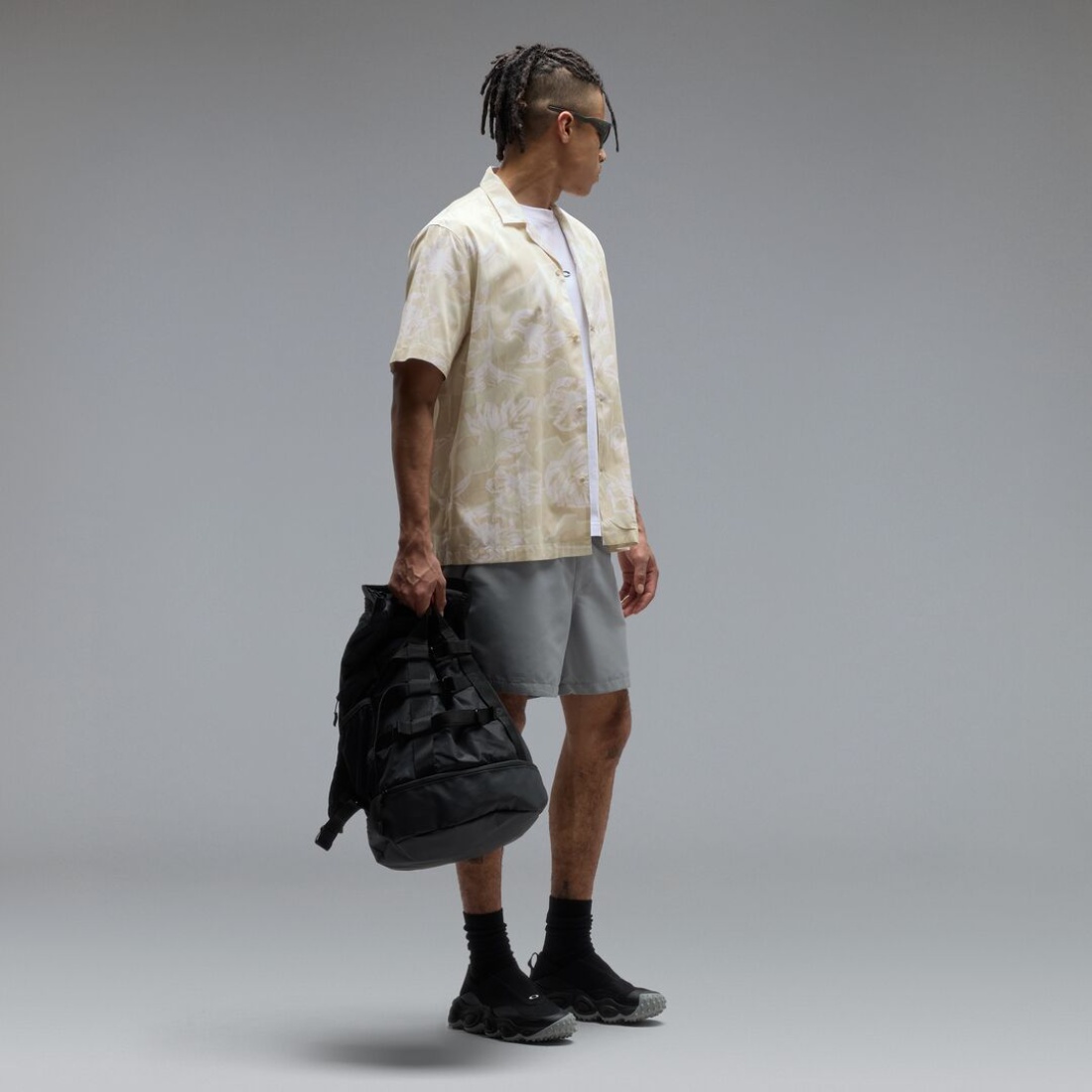 חולצה מכופתרת קצרה לגברים Hibiscus Breeze Shirt