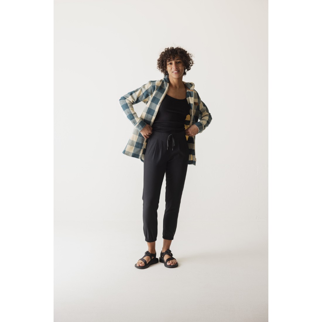 מכנסיים ארוכים לנשים Bucerias